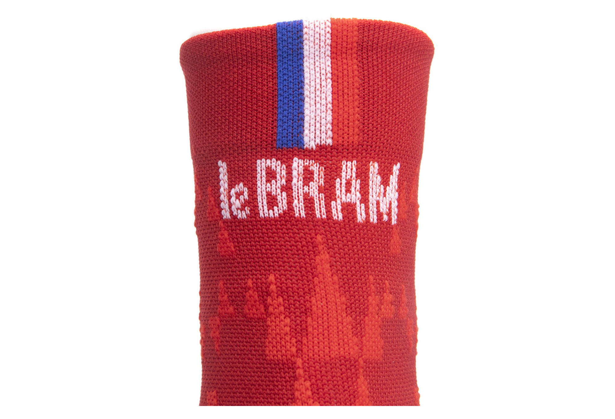 202007_LEBRAM_CHAUSSETTES_LOZE_ROUGE_4